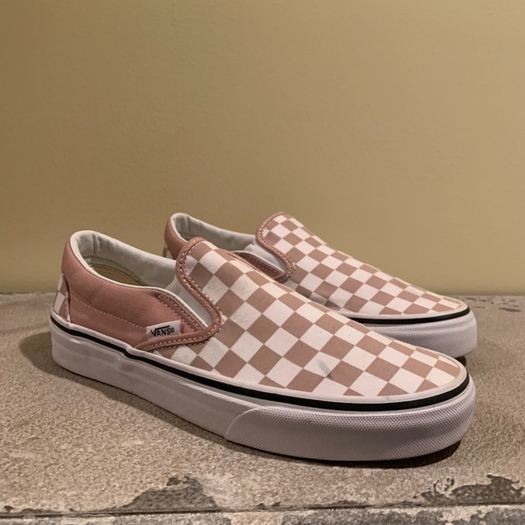 rose checkered vans
